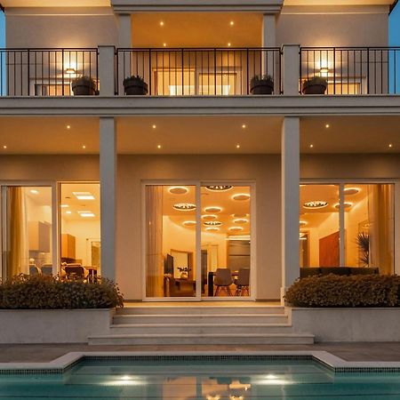 Villa Margo Loretta Smrika Exterior photo